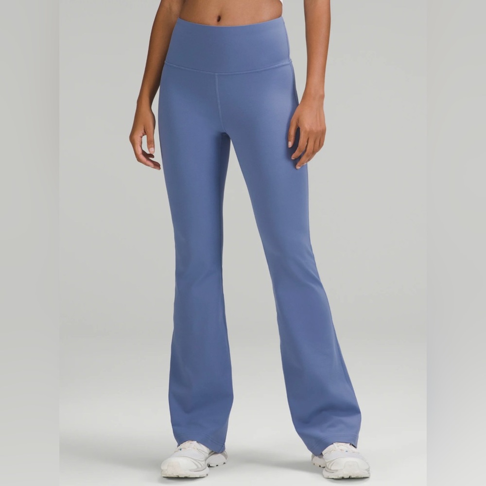 Lululemon Nulu Flare Leggings (Chambray Color) size 10